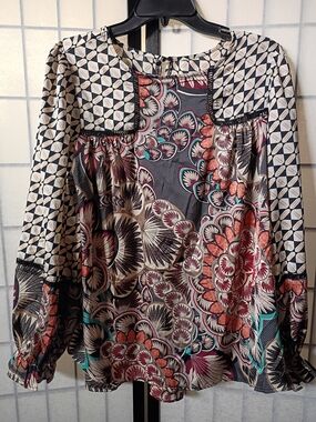 Fate Women's Multicolor Floral-Print Long Sleeve Top